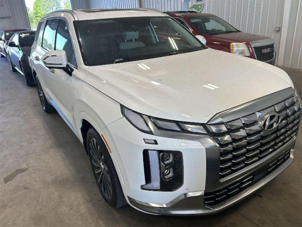 used 2025 Hyundai Palisade car, priced at $43,998
