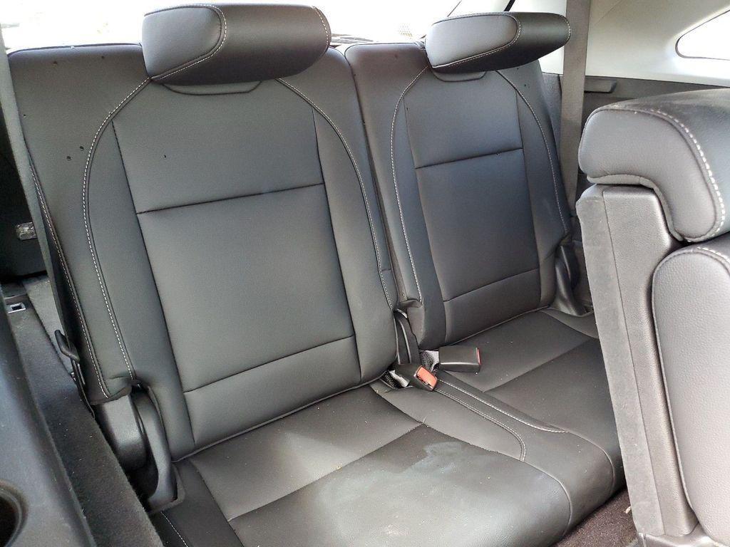 used 2019 Acura MDX car, priced at $22,966