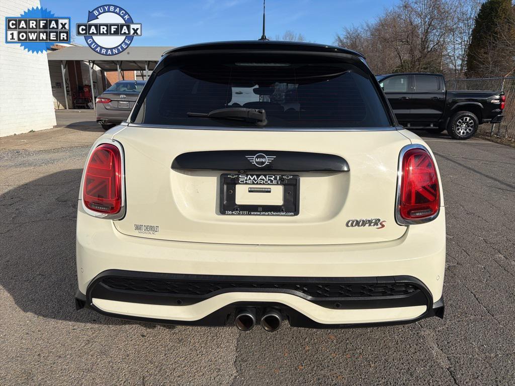 used 2022 MINI Hardtop car, priced at $17,996