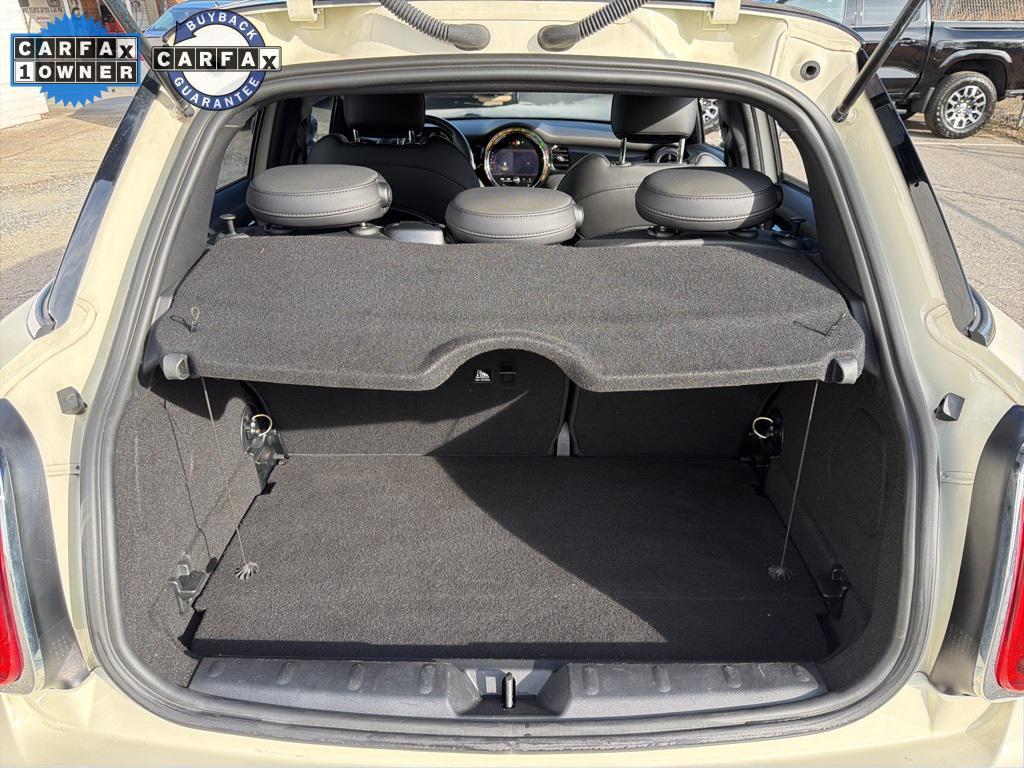 used 2022 MINI Hardtop car, priced at $17,996