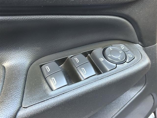 used 2022 Chevrolet Equinox car, priced at $17,829