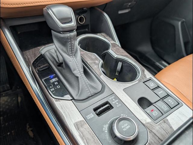 used 2024 Toyota Highlander car, priced at $43,841