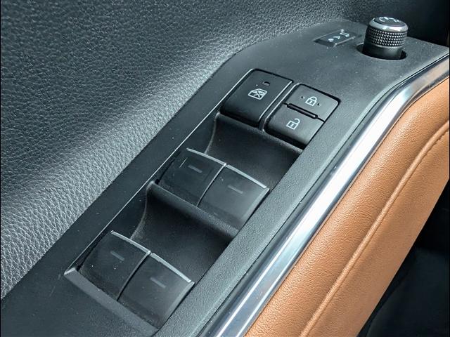 used 2024 Toyota Highlander car, priced at $43,841