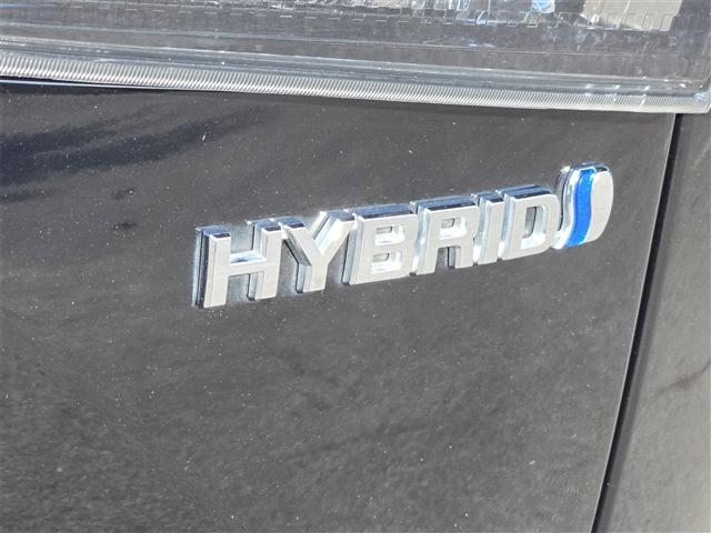 used 2021 Toyota Highlander Hybrid car, priced at $28,950