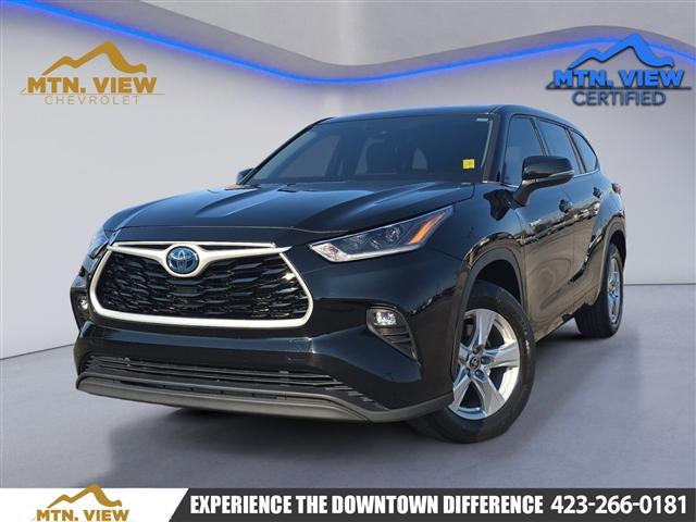 used 2021 Toyota Highlander Hybrid car, priced at $28,950