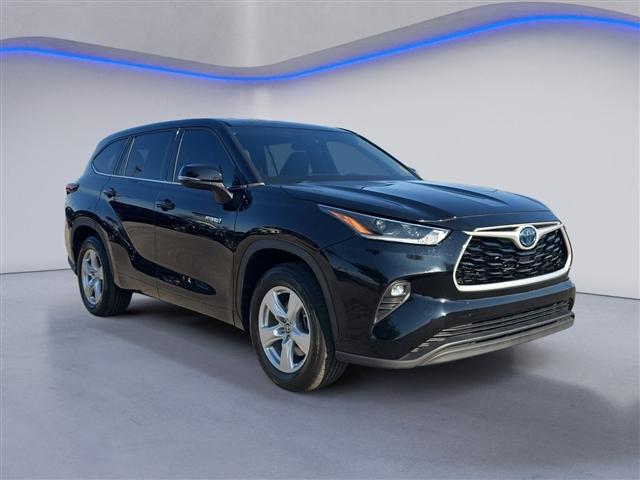used 2021 Toyota Highlander Hybrid car, priced at $28,950
