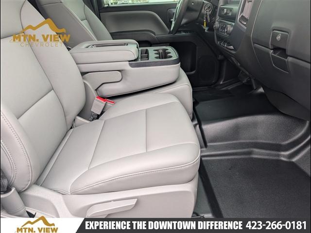 used 2018 Chevrolet Silverado 1500 car, priced at $23,372