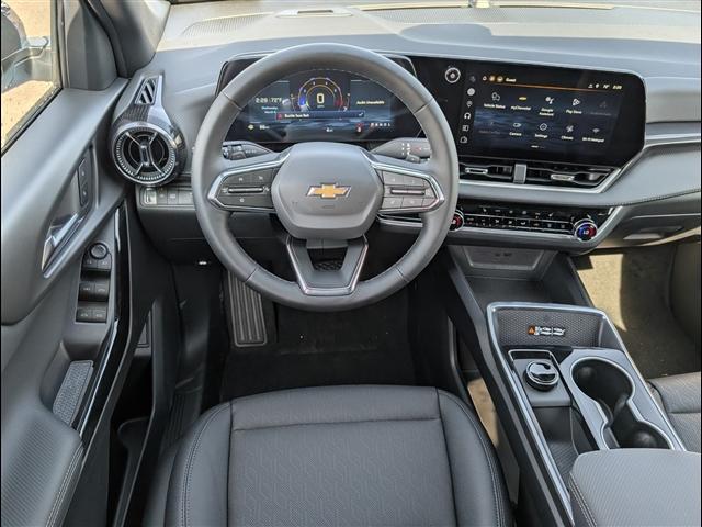 new 2026 Chevrolet Equinox car, priced at $30,008