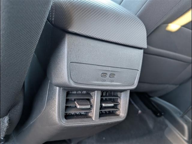 new 2026 Chevrolet Equinox car, priced at $27,338