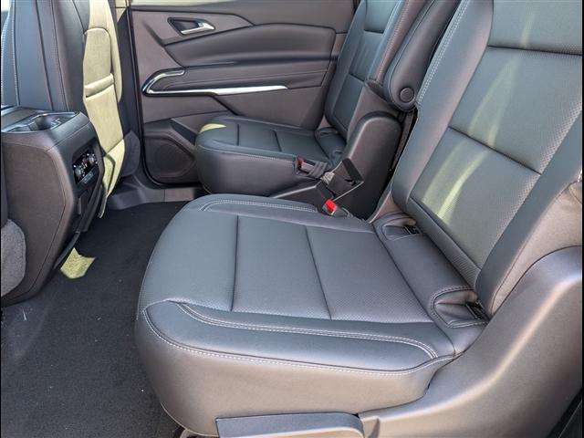 new 2026 Chevrolet Traverse car, priced at $43,913