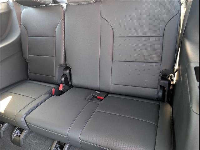 new 2026 Chevrolet Traverse car, priced at $43,913