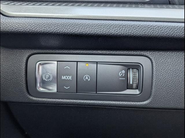 new 2026 Chevrolet Traverse car, priced at $43,418