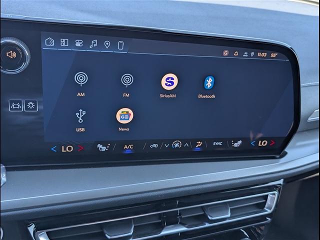 new 2026 Chevrolet Traverse car, priced at $43,418