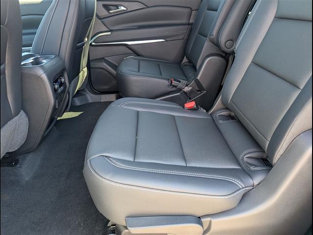 new 2026 Chevrolet Traverse car, priced at $43,418