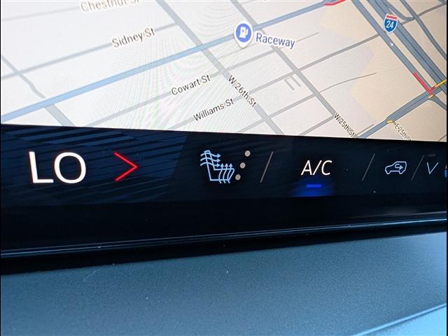 new 2026 Chevrolet Traverse car, priced at $43,418