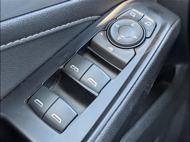 used 2023 Chevrolet Traverse car, priced at $23,950