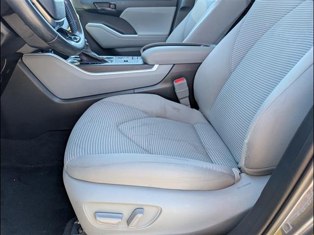 used 2021 Toyota Highlander Hybrid car, priced at $27,873