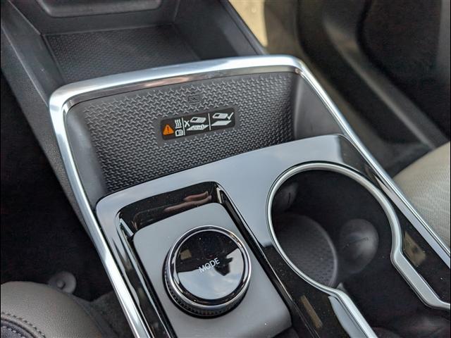 new 2026 Chevrolet Equinox car, priced at $31,998