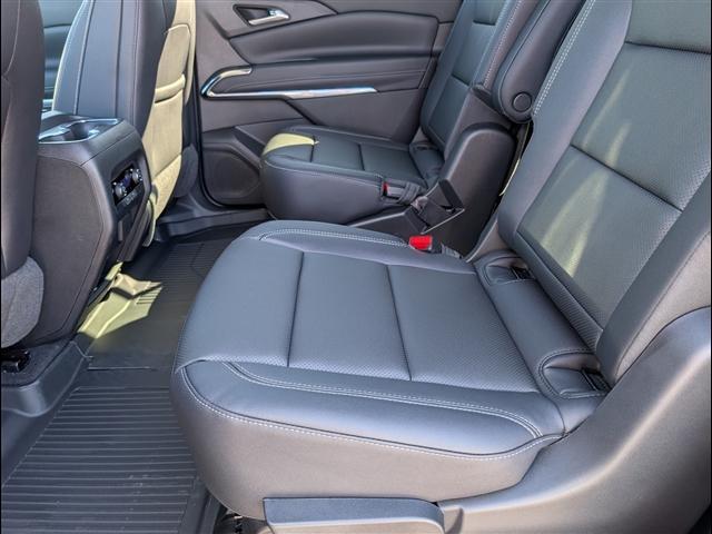 new 2026 Chevrolet Traverse car, priced at $43,843