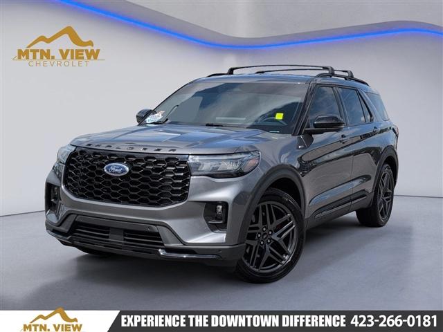 used 2025 Ford Explorer car, priced at $35,960