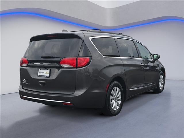 used 2017 Chrysler Pacifica car, priced at $11,950
