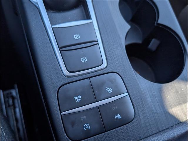 used 2022 Ford Escape car, priced at $21,274