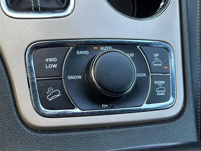 used 2024 Chevrolet Silverado 1500 car, priced at $43,950