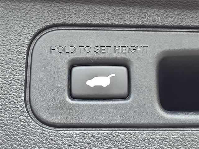 used 2025 Honda Odyssey car, priced at $40,950
