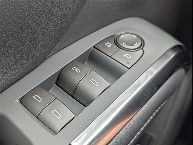new 2026 Chevrolet Traverse car, priced at $46,142