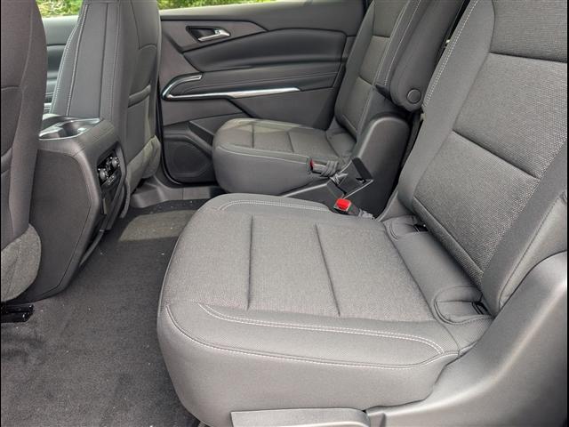 new 2026 Chevrolet Traverse car, priced at $46,142