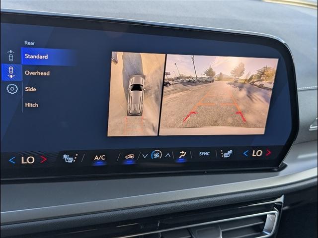 new 2026 Chevrolet Traverse car, priced at $44,318