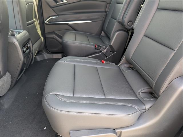 new 2026 Chevrolet Traverse car, priced at $43,843