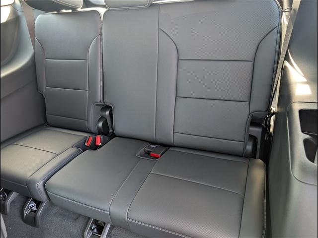 new 2026 Chevrolet Traverse car, priced at $43,843