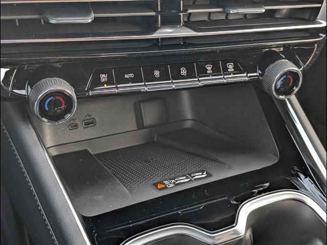 new 2026 Chevrolet Traverse car, priced at $43,843