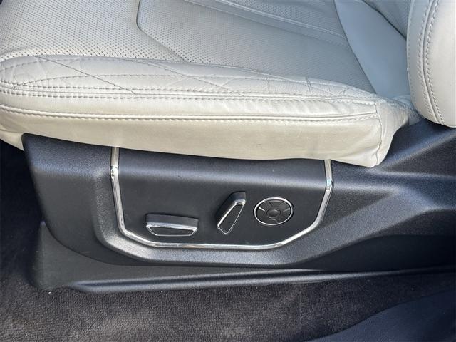 used 2020 Ford Expedition car, priced at $35,950