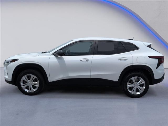 used 2024 Chevrolet Trax car, priced at $20,729