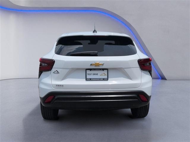 used 2024 Chevrolet Trax car, priced at $20,729