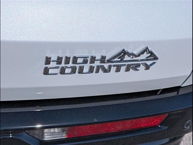 new 2026 Chevrolet Traverse car, priced at $58,488