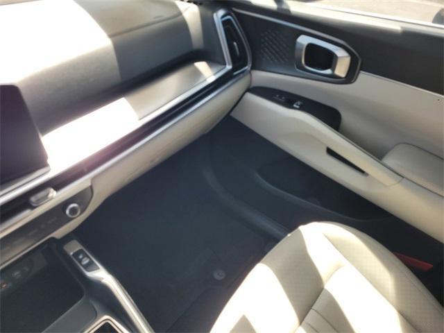 used 2025 Kia Sorento Plug-In Hybrid car, priced at $36,080
