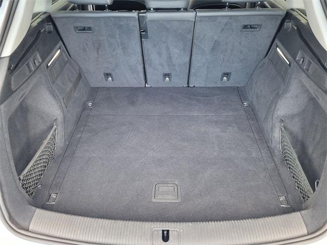 used 2021 Audi Q5 car, priced at $24,532