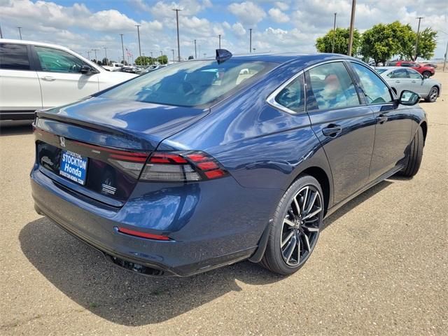 new 2026 Honda Accord Hybrid car, priced at $40,275