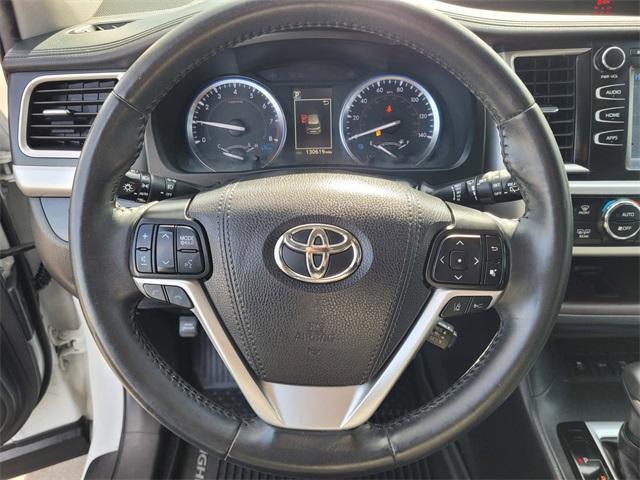 used 2019 Toyota Highlander car, priced at $22,072