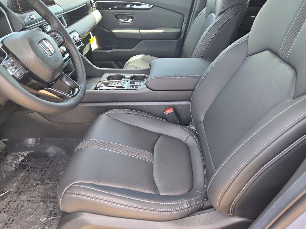 new 2026 Honda Pilot car, priced at $50,370