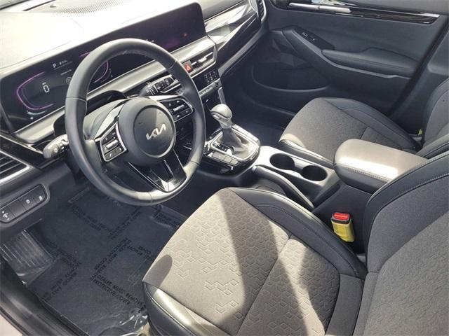 used 2025 Kia Seltos car, priced at $25,890
