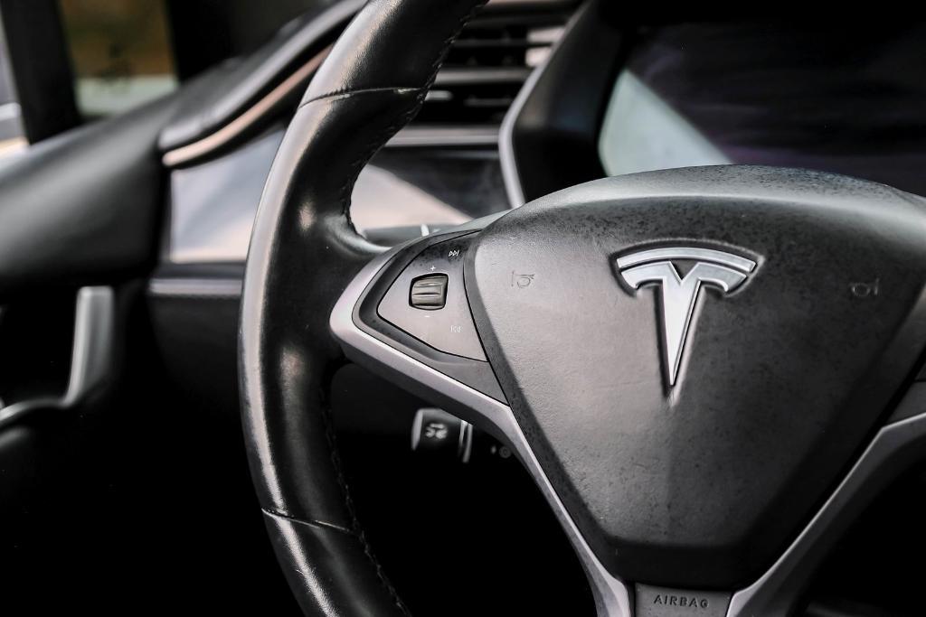 used 2018 Tesla Model X car, priced at $22,000