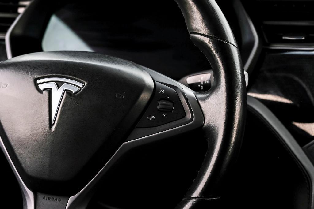 used 2018 Tesla Model X car, priced at $22,000