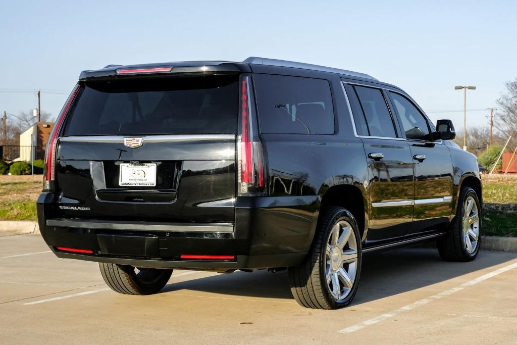 used 2019 Cadillac Escalade ESV car, priced at $26,999