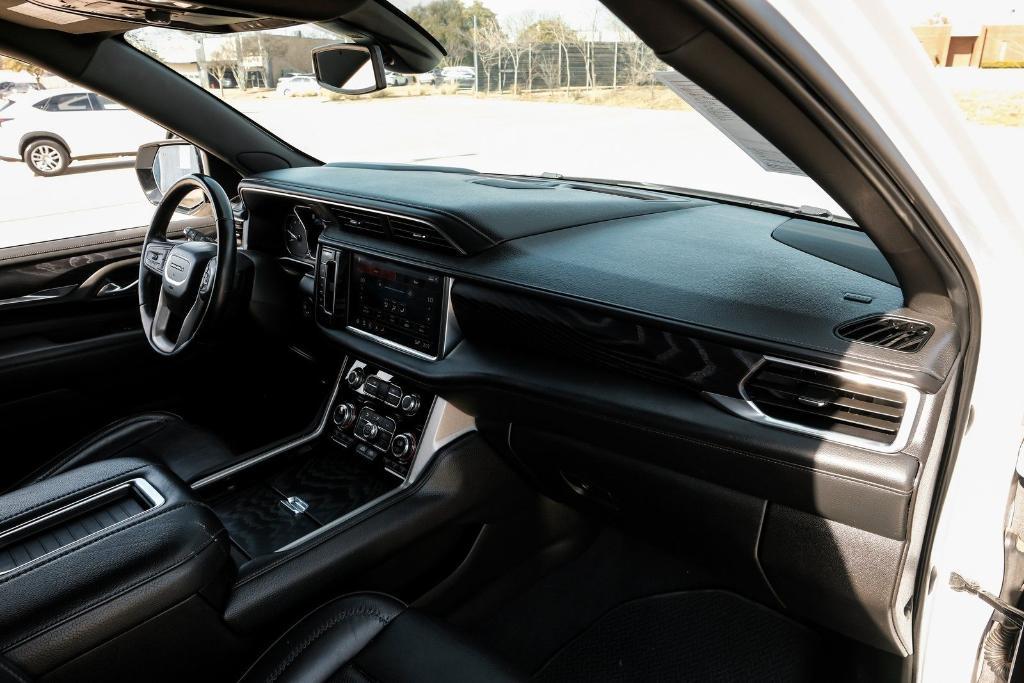 used 2021 GMC Yukon XL car, priced at $38,799