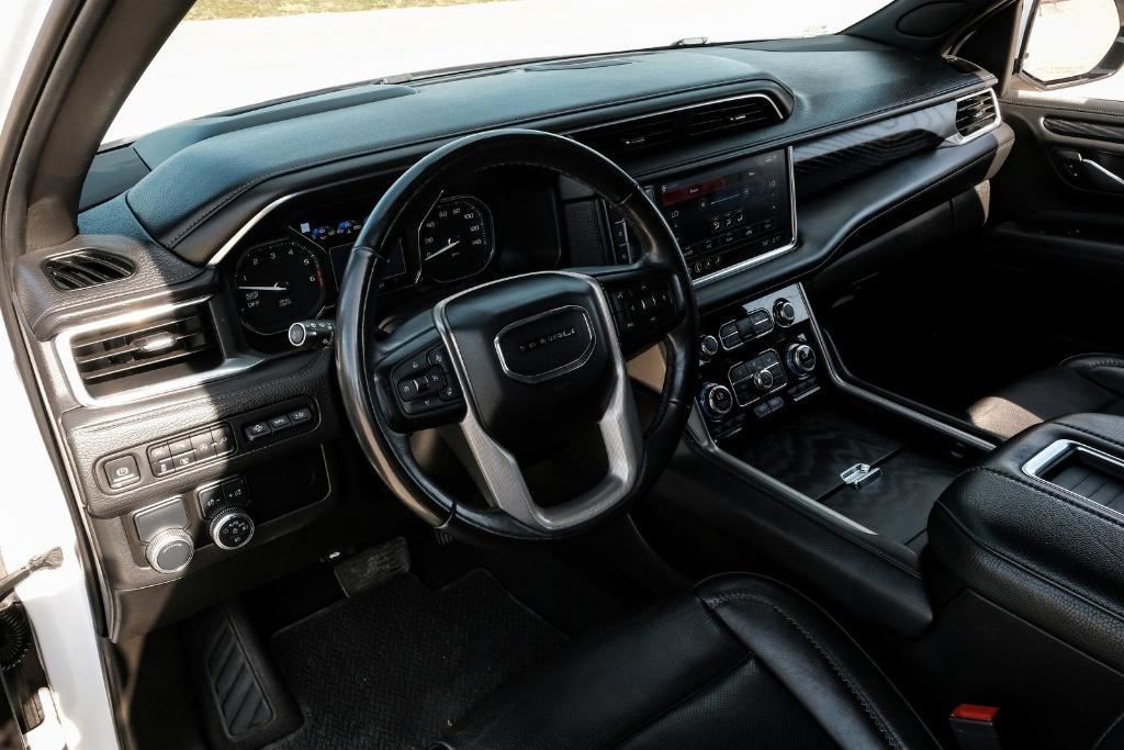 used 2021 GMC Yukon XL car, priced at $38,799