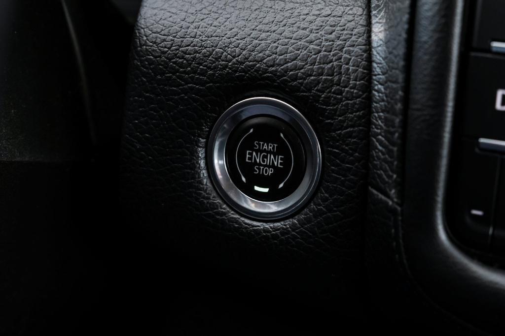 used 2021 GMC Yukon XL car, priced at $38,799